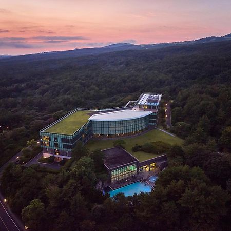 We Hotel Jeju Согвипхо Экстерьер фото