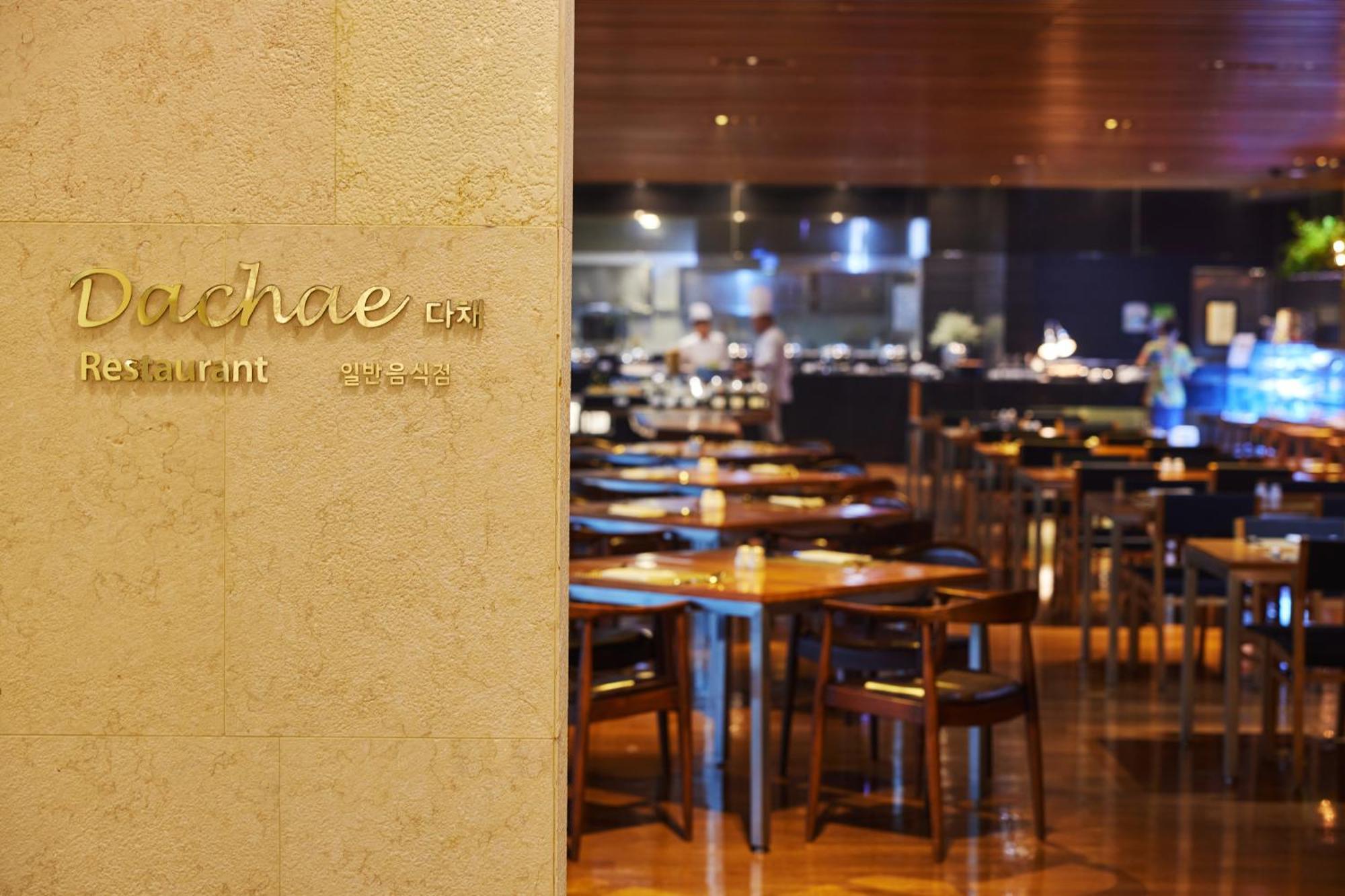 We Hotel Jeju Согвипхо Экстерьер фото