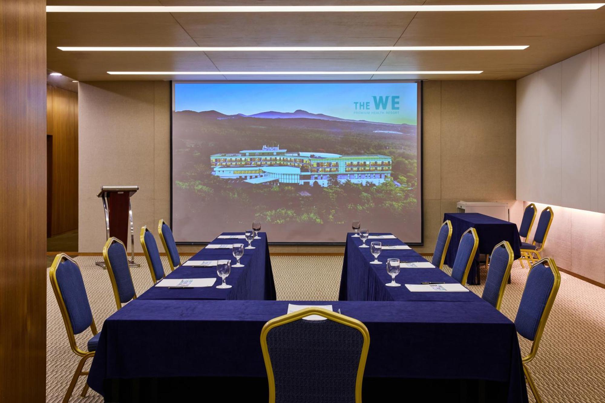 We Hotel Jeju Согвипхо Экстерьер фото